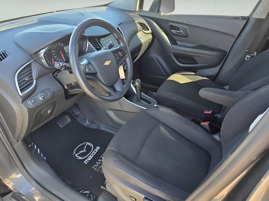 Used 2020 Chevrolet Trax LS w/ Tint and Cruise Package image 25