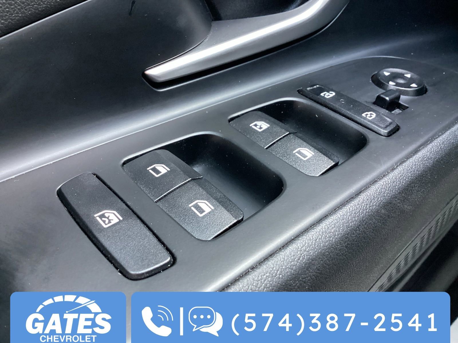 Used 2025 Hyundai Elantra SEL FWD image 23