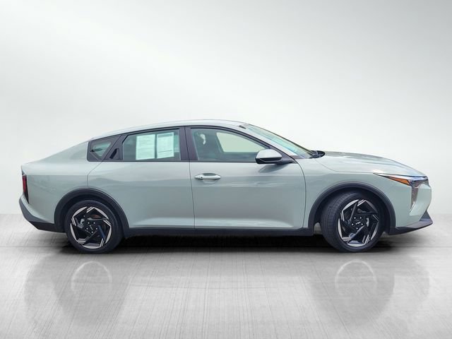Used 2025 Kia K4 EX FWD image 3