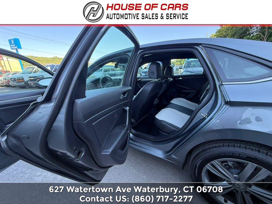 Used 2019 Volkswagen Jetta R-Line FWD image 23