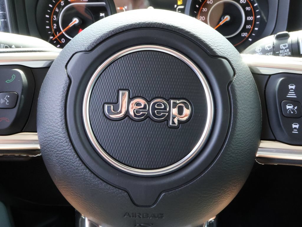 New 2026 Jeep Wrangler Unlimited Sahara w/ Rockslide Package AWD/4WD image 25