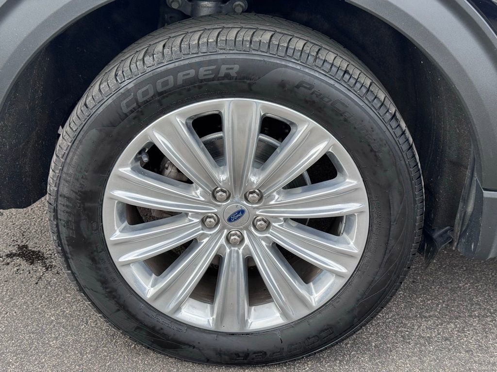 Certified 2022 Ford Explorer Limited w/ Equipment Group 301A image 49