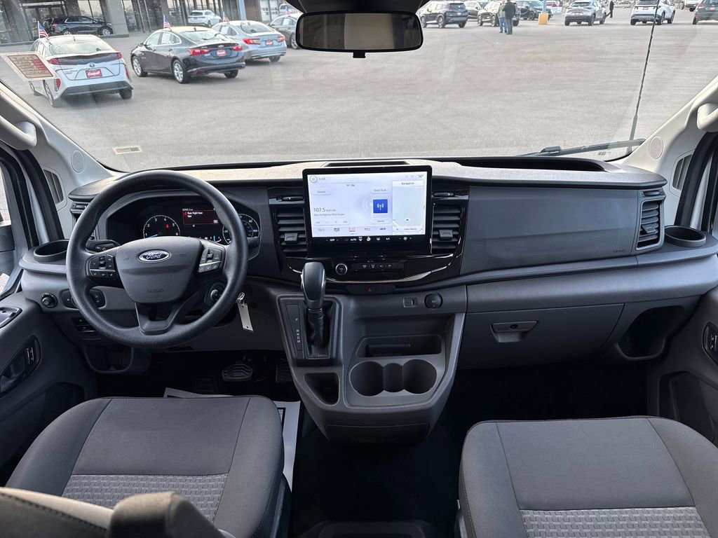 Used 2023 Ford Transit 350 XLT image 17