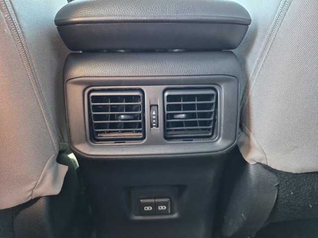 Used 2024 Toyota RAV4 XLE FWD image 17
