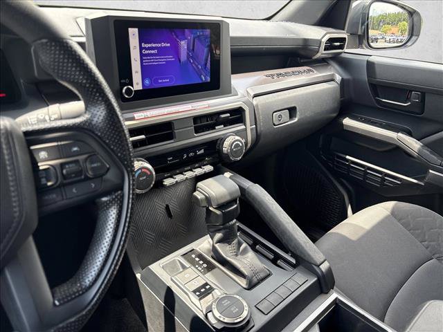 Certified 2026 Toyota Tacoma SR5 AWD/4WD image 16