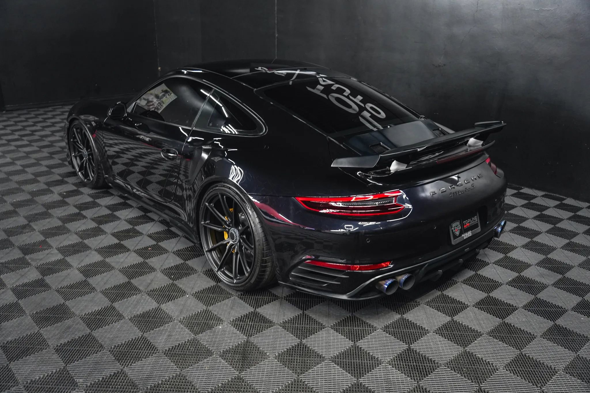 Used 2015 Porsche 911 Turbo S AWD/4WD image 34