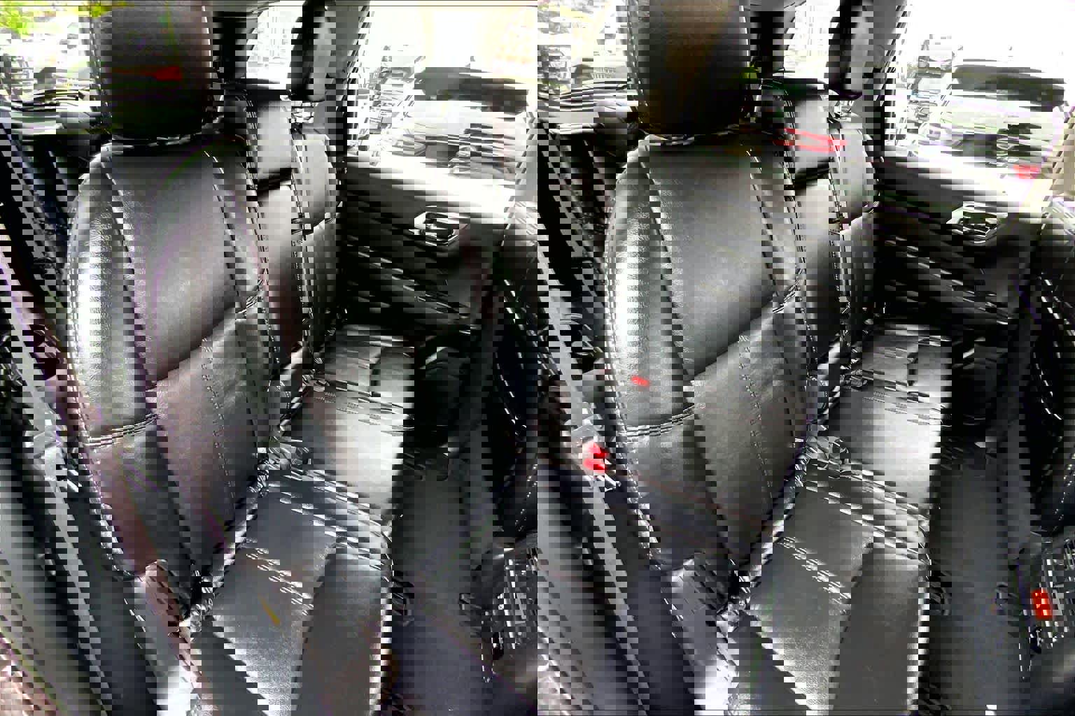 Used 2019 Nissan Pathfinder SL image 18