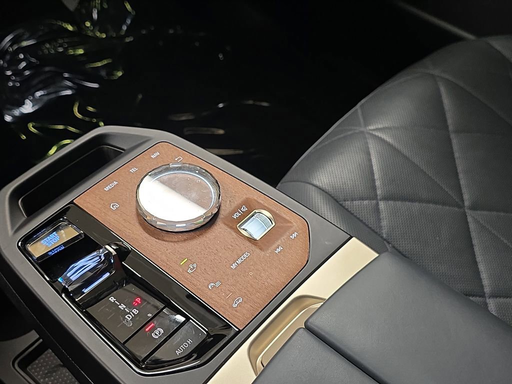 Used 2023 BMW iX M60 w/ Executive Package AWD/4WD image 26