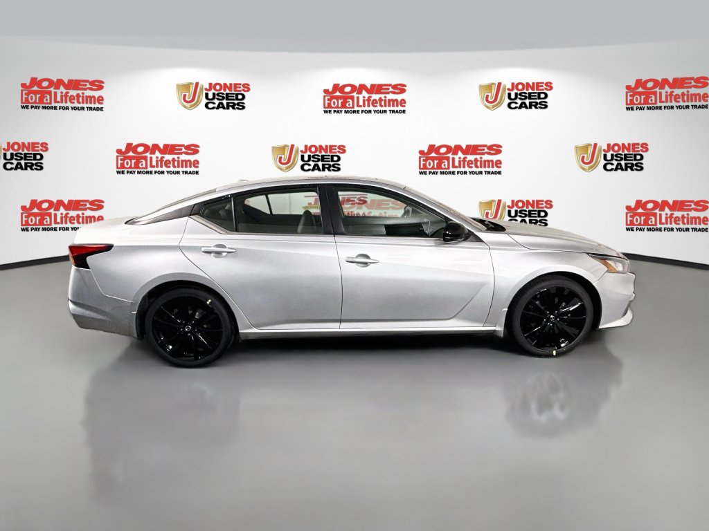 Used 2019 Nissan Altima 2.5 SR w/ SR Premium Package FWD image 16