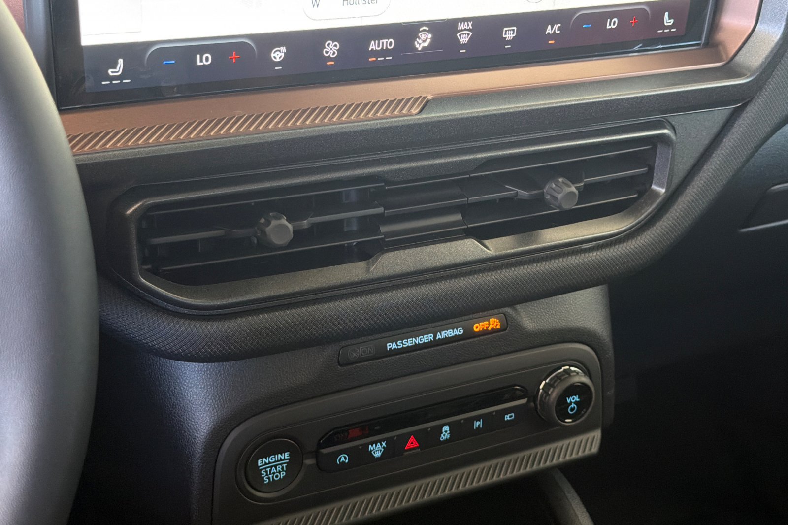 New 2026 Ford Bronco Sport Outer Banks w/ Outer Banks Tech Package+ AWD/4WD image 25