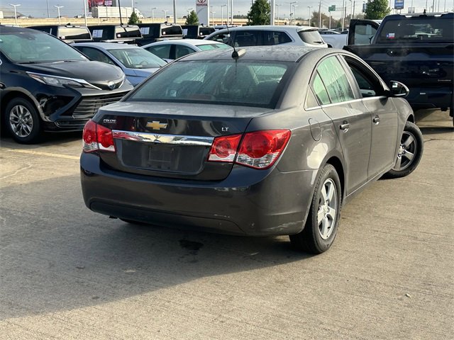 Used 2016 Chevrolet Cruze LT image 4