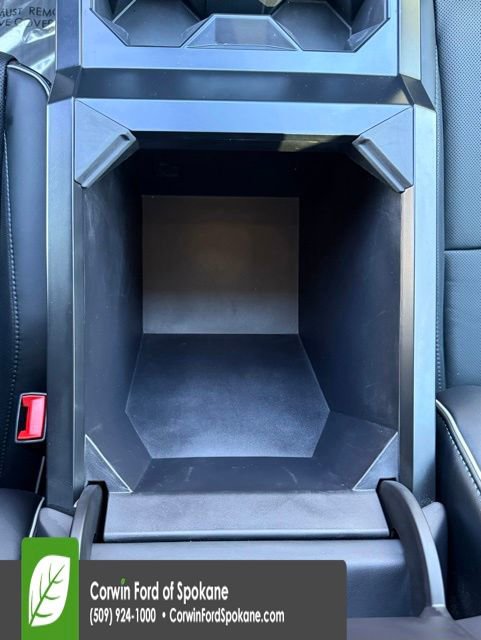 Used 2025 Tesla Cybertruck AWD Crew Cab image 28