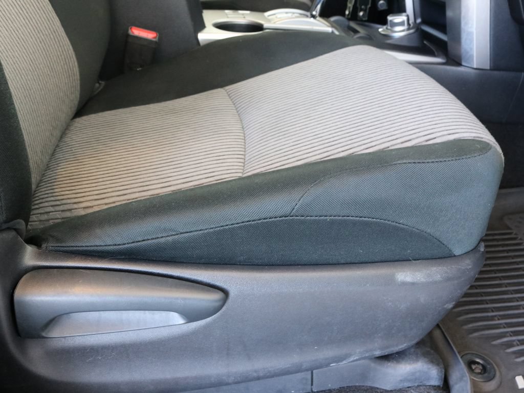 Used 2019 Toyota 4Runner SR5 AWD/4WD image 40