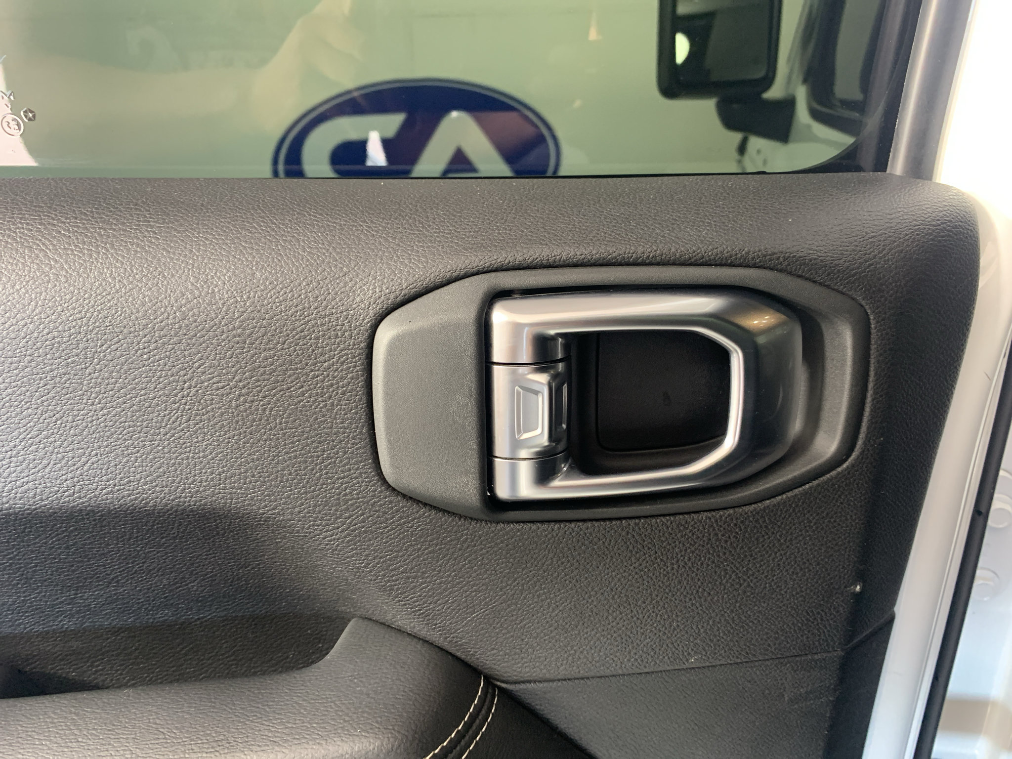 Used 2020 Jeep Gladiator Overland AWD/4WD image 28