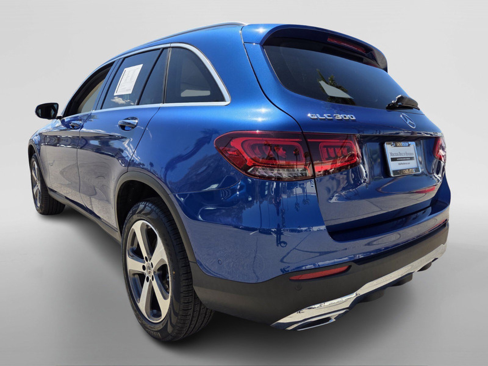 Certified 2022 Mercedes-Benz GLC 300 image 3