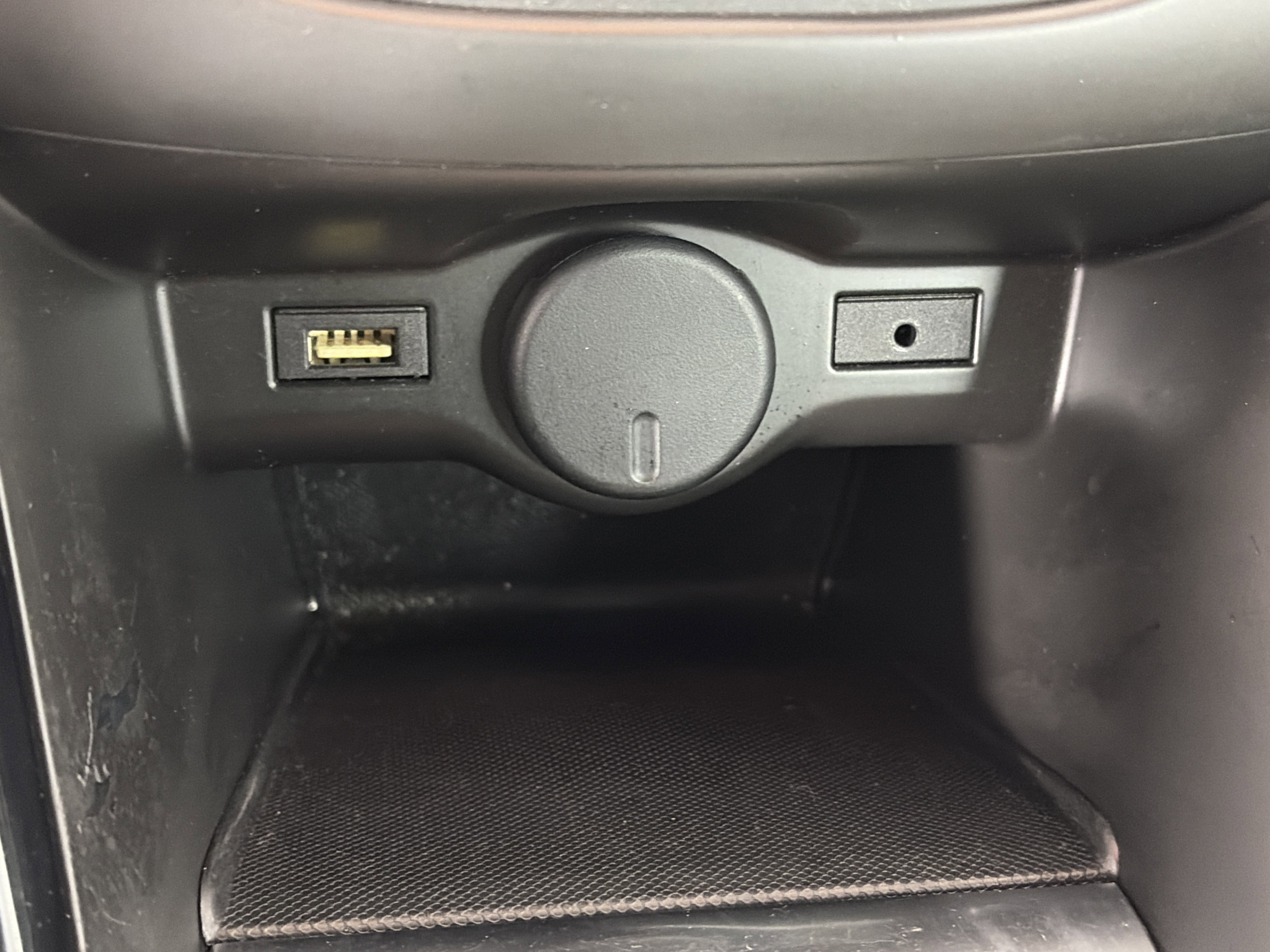 Used 2018 Buick Cascada Premium image 24