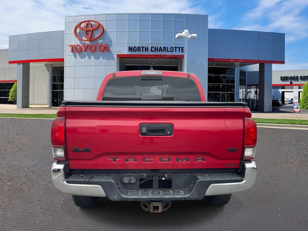 Used 2020 Toyota Tacoma SR5 AWD/4WD image 7