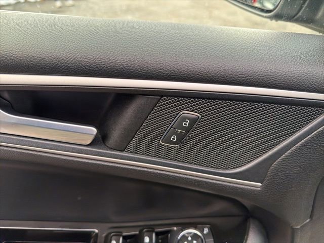 Certified 2019 Ford Edge SEL w/ Equipment Group 201A image 24