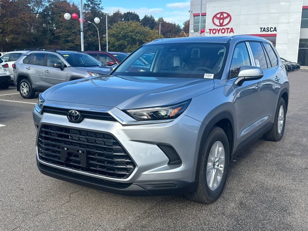 New 2026 Toyota Grand Highlander XLE image 3