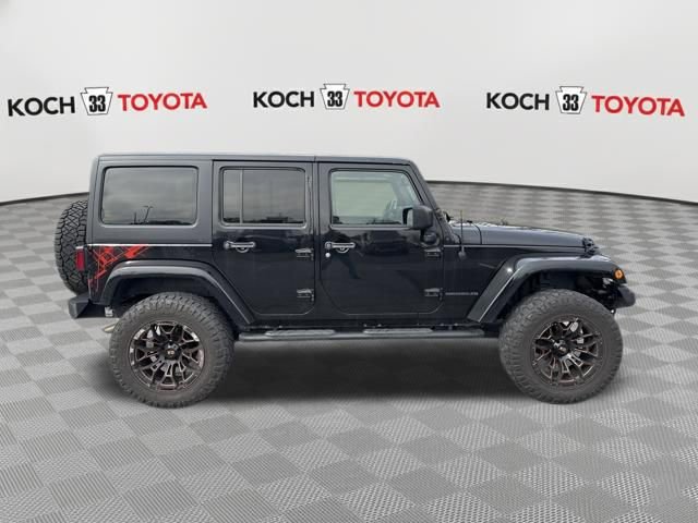 Used 2016 Jeep Wrangler Unlimited Sahara image 9