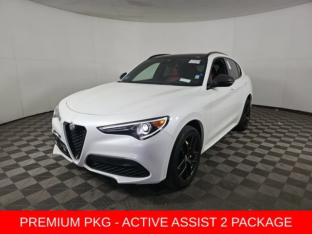 Used 2021 Alfa Romeo Stelvio Ti Sport AWD/4WD video 1
