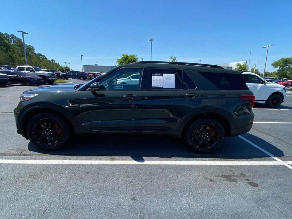 Certified 2023 Ford Explorer ST w/ Equipment Group 401A AWD/4WD image 4