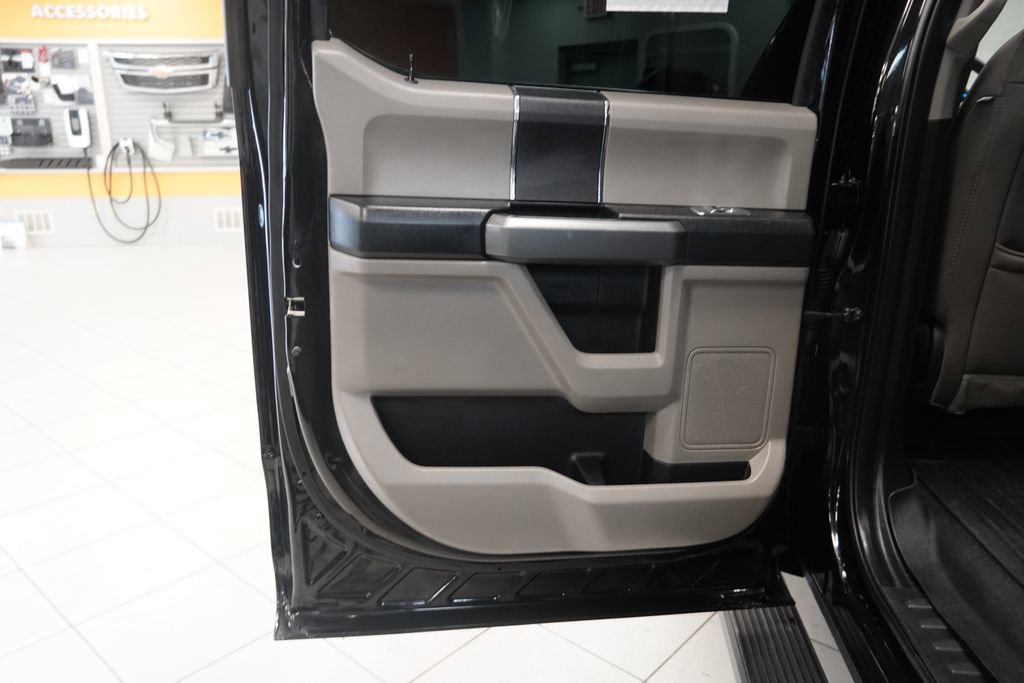 Used 2018 Ford F150 XLT image 22