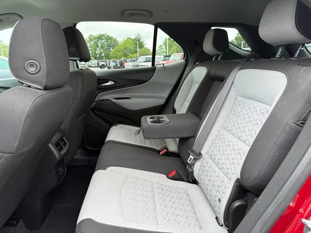 Used 2023 Chevrolet Equinox LT w/ LPO, Floor Liner Package FWD image 14