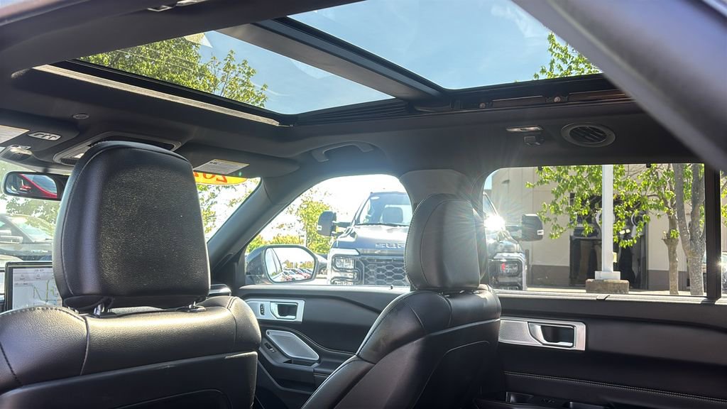 Used 2020 Ford Explorer ST w/ Premium Technology Package AWD/4WD image 32