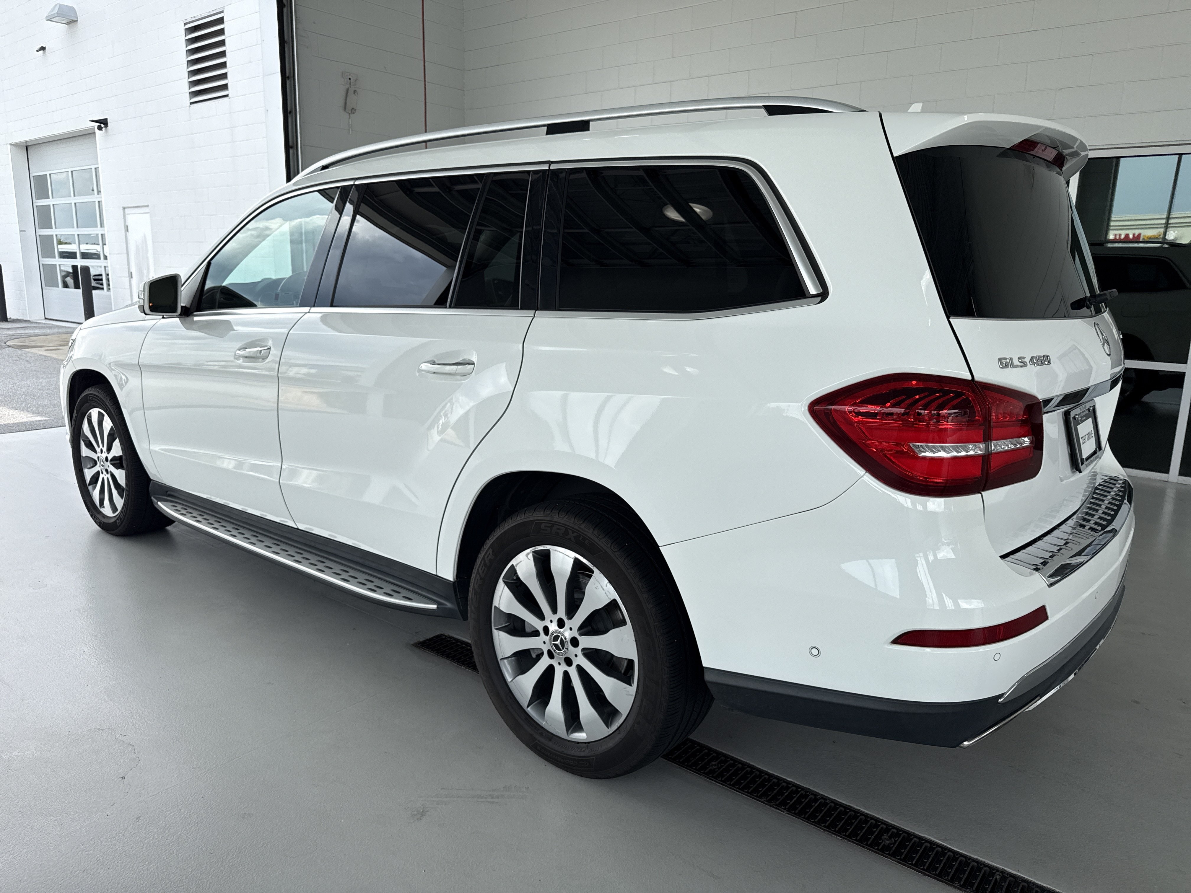 Used 2019 Mercedes-Benz GLS 450 4MATIC image 8