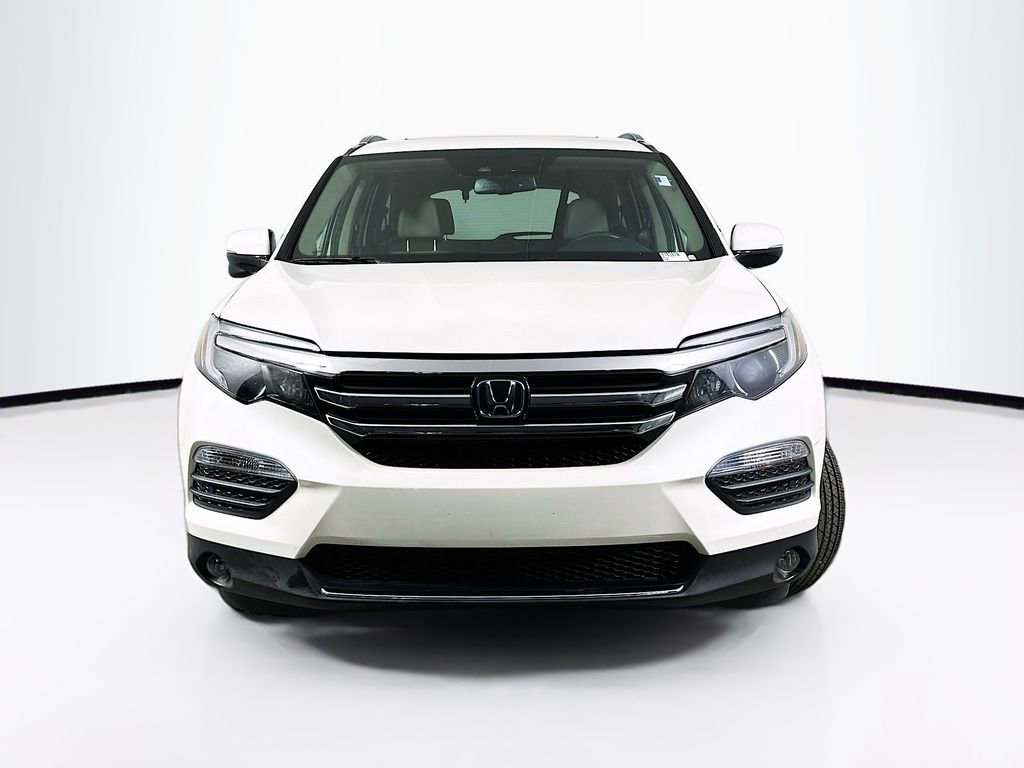 Used 2018 Honda Pilot Touring image 5