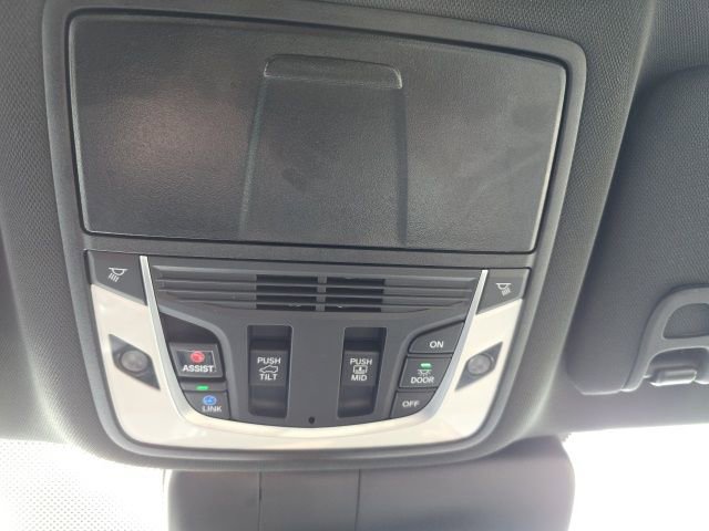 Used 2025 Acura RDX A-Spec image 22