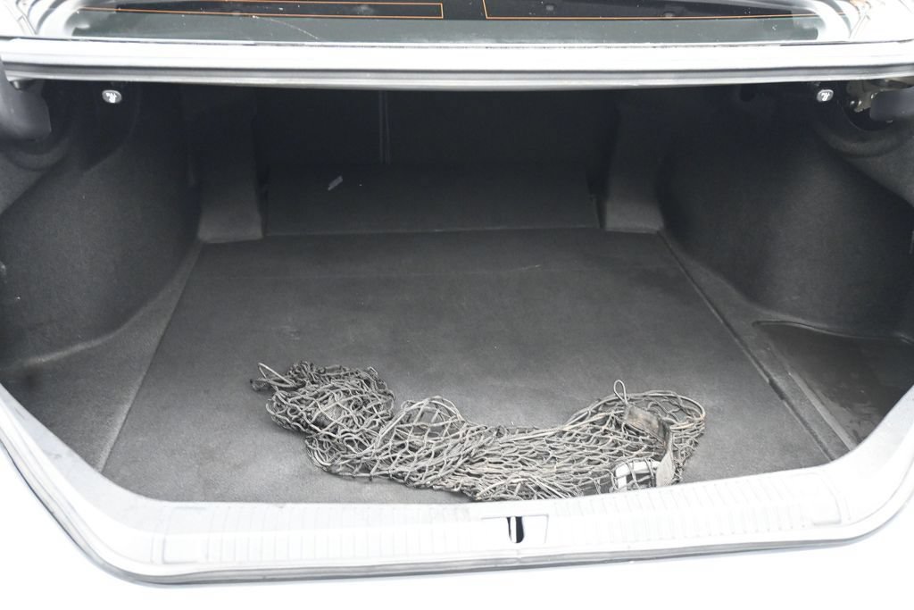 Used 2020 Toyota Avalon XSE FWD image 12