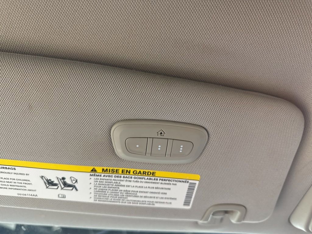 Used 2017 Chrysler Pacifica Limited w/ UConnect Theater Package image 30