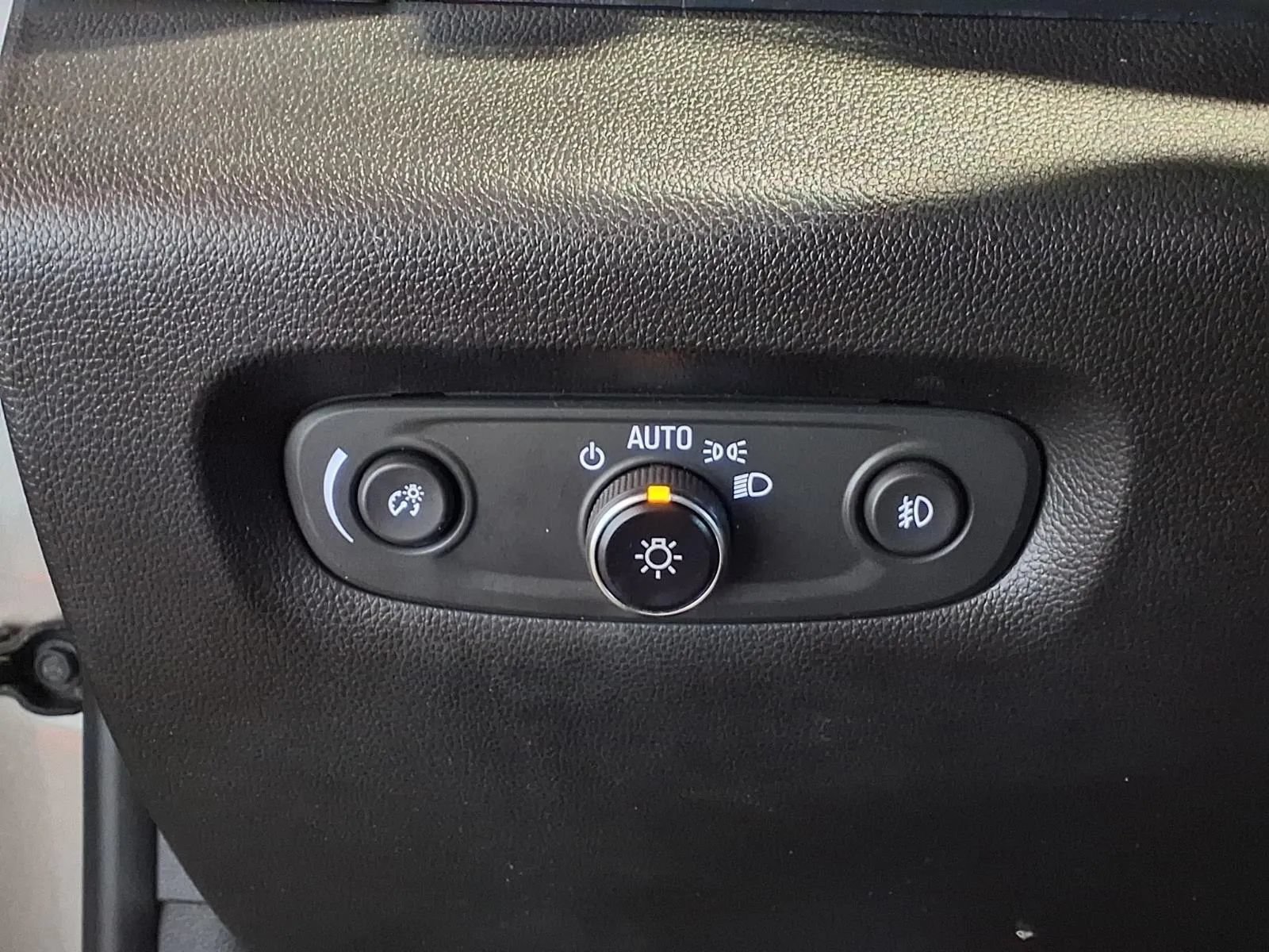 Used 2018 Chevrolet Traverse LT AWD/4WD image 21