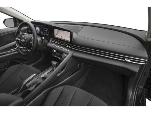 Used 2024 Hyundai Elantra SEL FWD image 18
