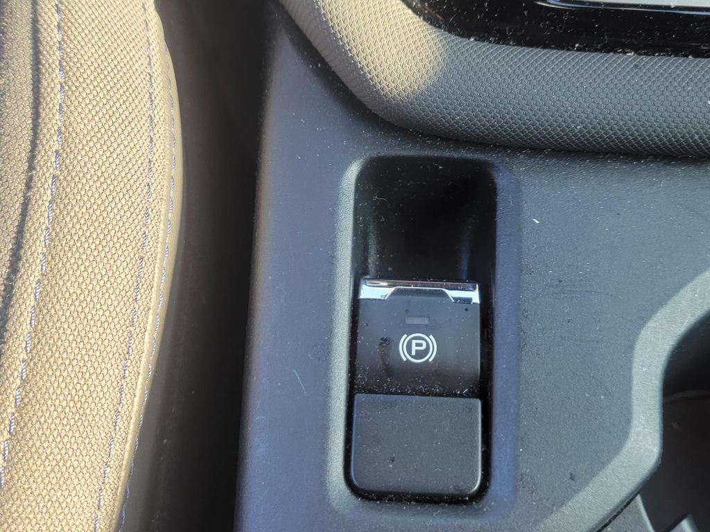 Used 2025 Subaru Forester Premium AWD/4WD image 28