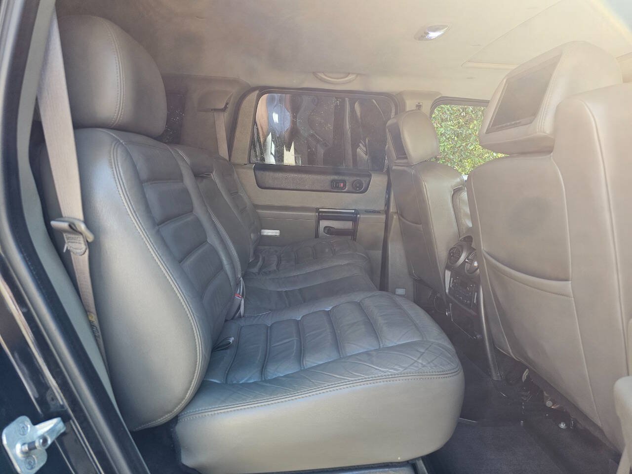 Used 2003 HUMMER H2 w/ Preferred Equipment Group AWD/4WD image 20