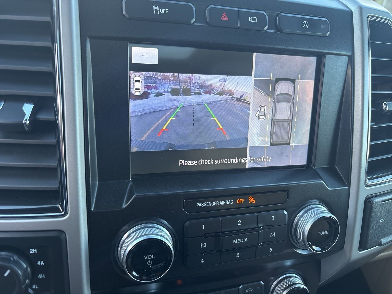 Used 2020 Ford F150 Lariat w/ Equipment Group 502A Luxury image 24