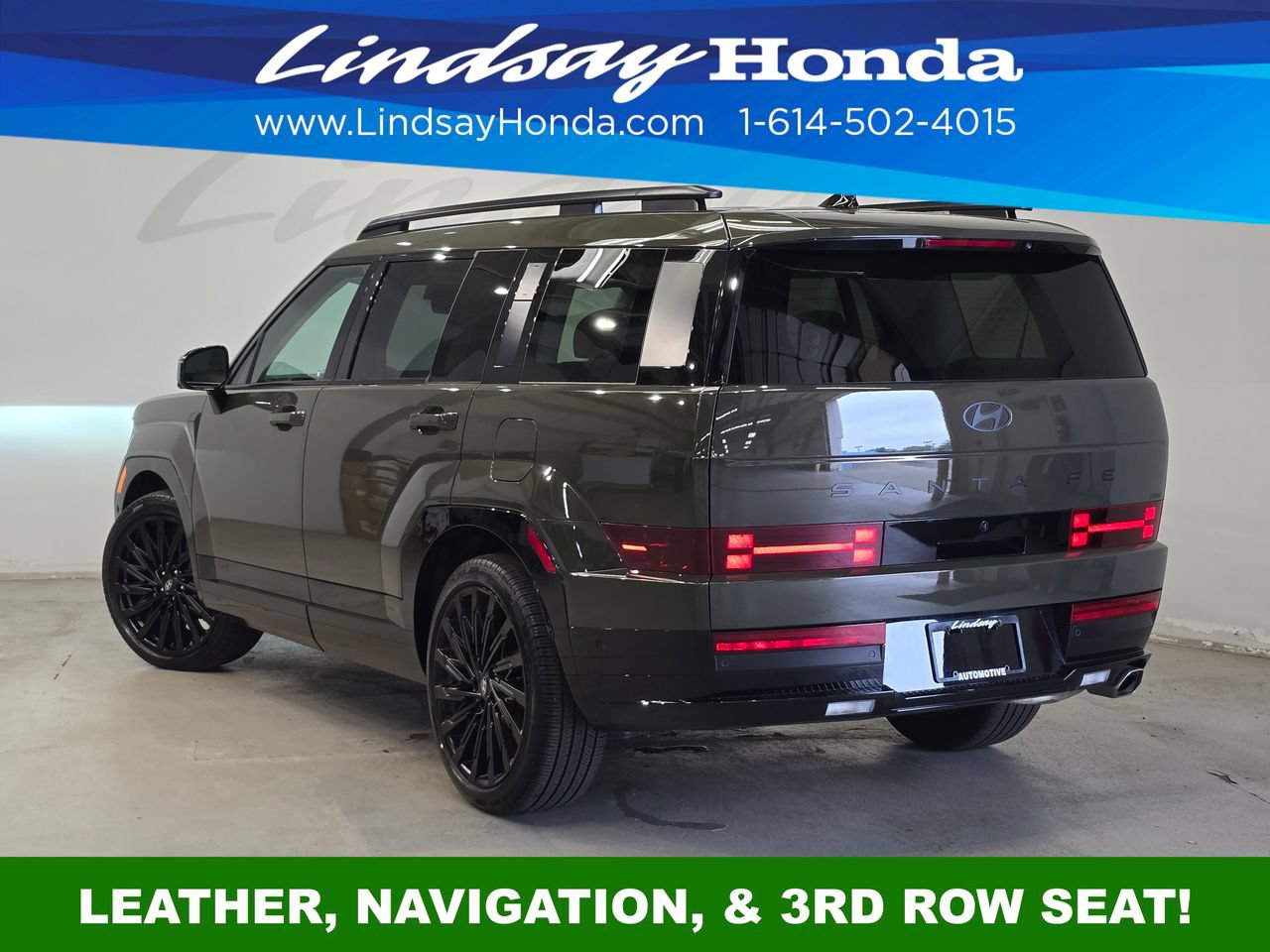 Used 2025 Hyundai Santa Fe Calligraphy AWD/4WD image 4