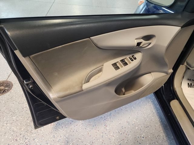 Used 2013 Toyota Corolla S Special Edition FWD image 10