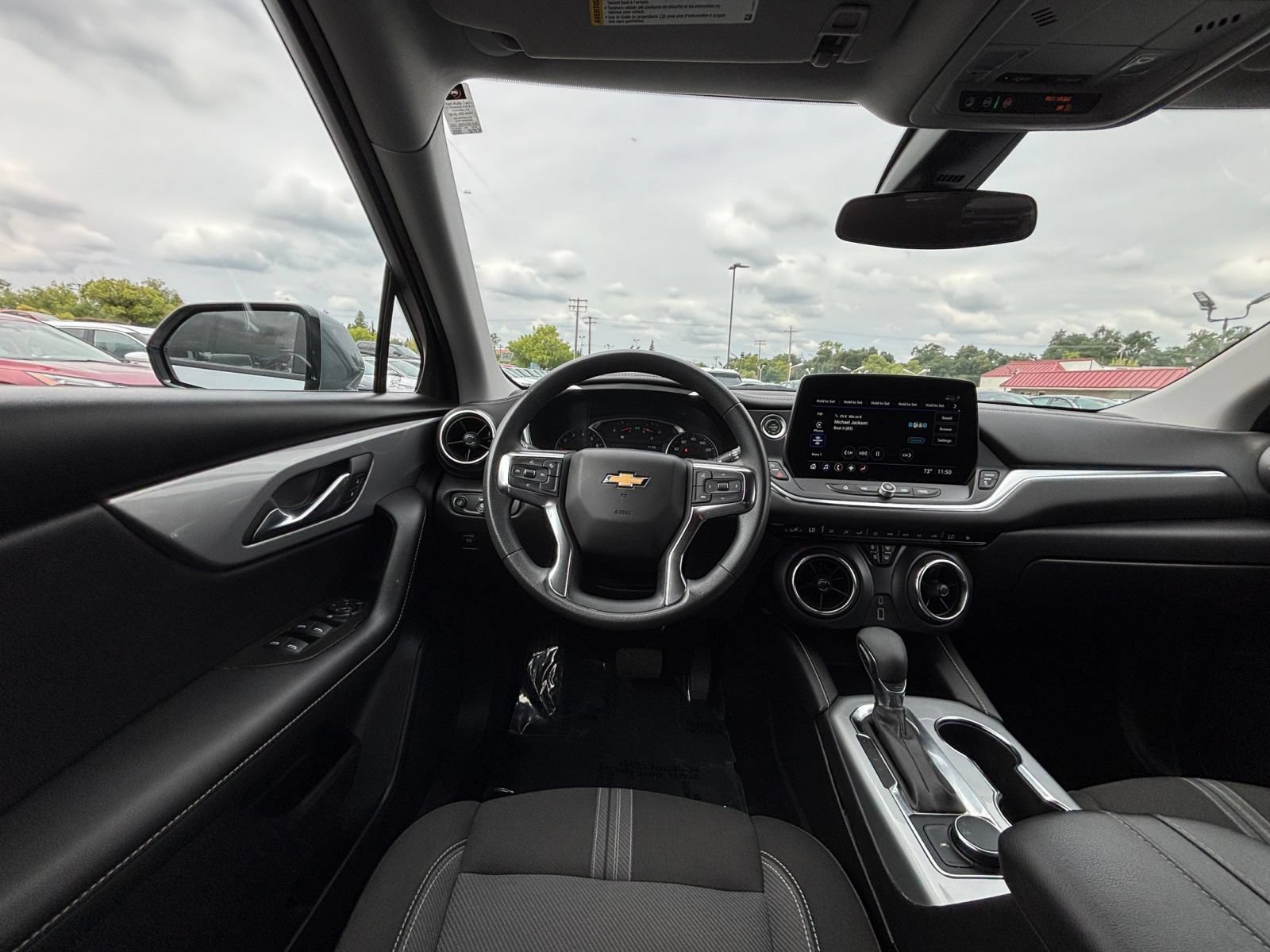 Used 2025 Chevrolet Blazer LT FWD image 35