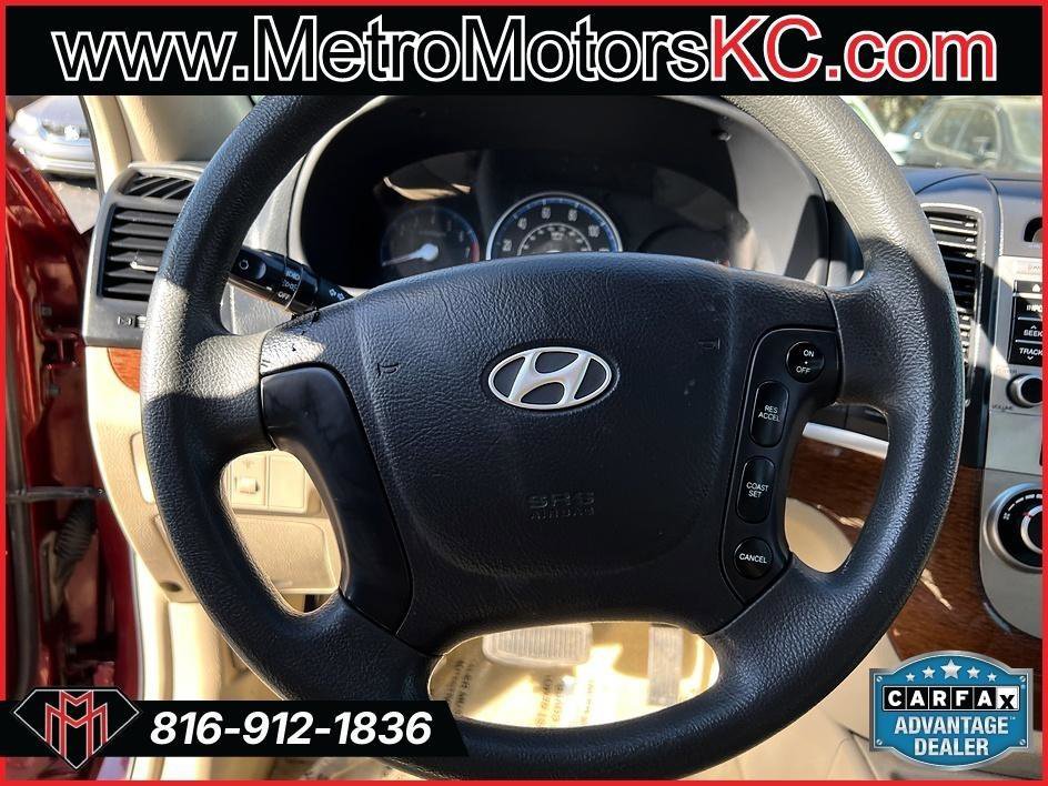 Used 2009 Hyundai Santa Fe GLS image 26