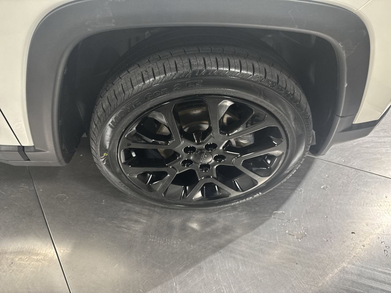 Used 2019 Jeep Compass High Altitude image 14