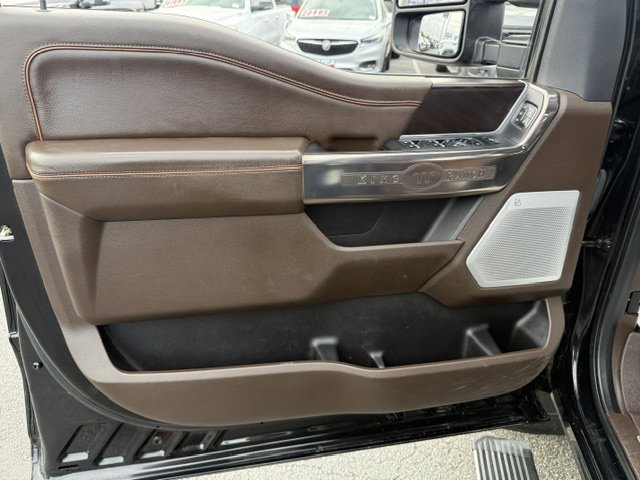 Used 2024 Ford F350 King Ranch w/ Chrome Package image 9