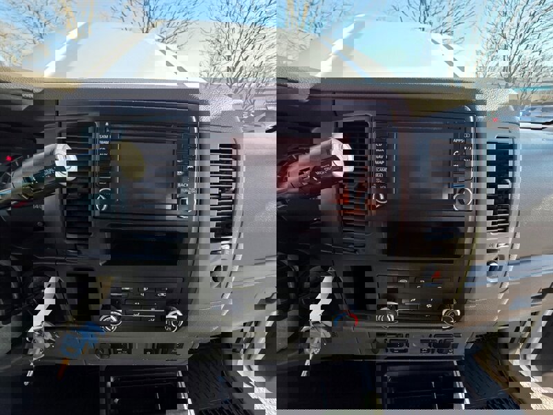 Used 2018 Nissan NV 3500 SL w/ Navigation Package image 35