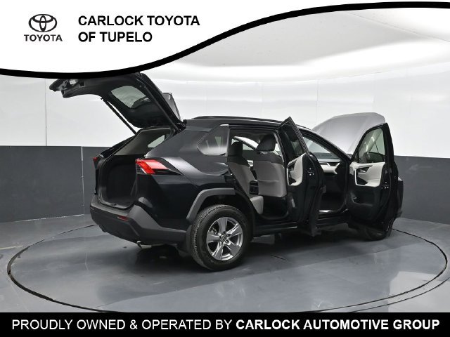 Used 2025 Toyota RAV4 XLE w/ Convenience Package FWD image 53