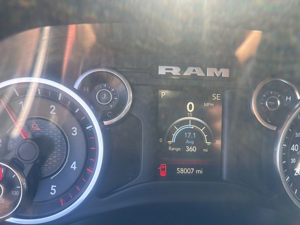 Used 2020 RAM 2500 Big Horn w/ Level 1 Equipment Group image 9