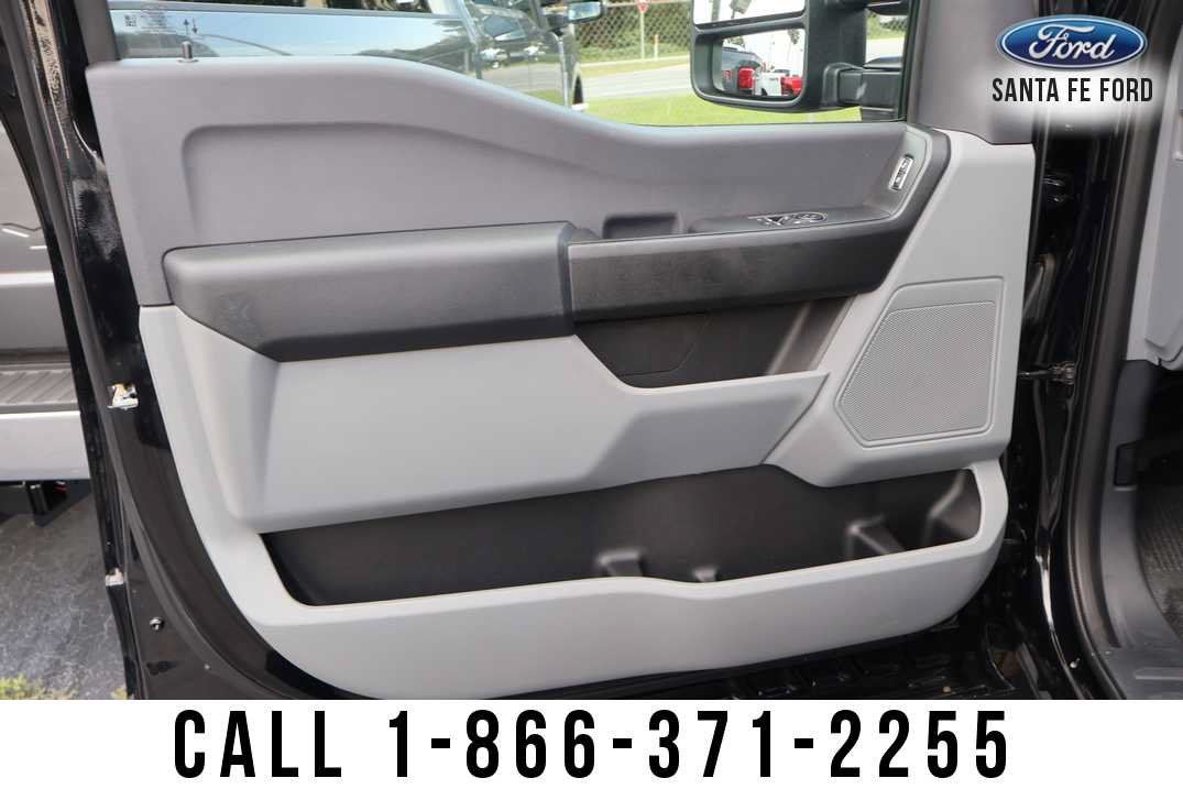 New 2026 Ford F350 XL w/ 360-Degree Camera Package RWD image 17