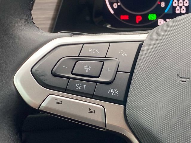 Used 2024 Volkswagen Atlas SEL Premium R-Line AWD/4WD image 19